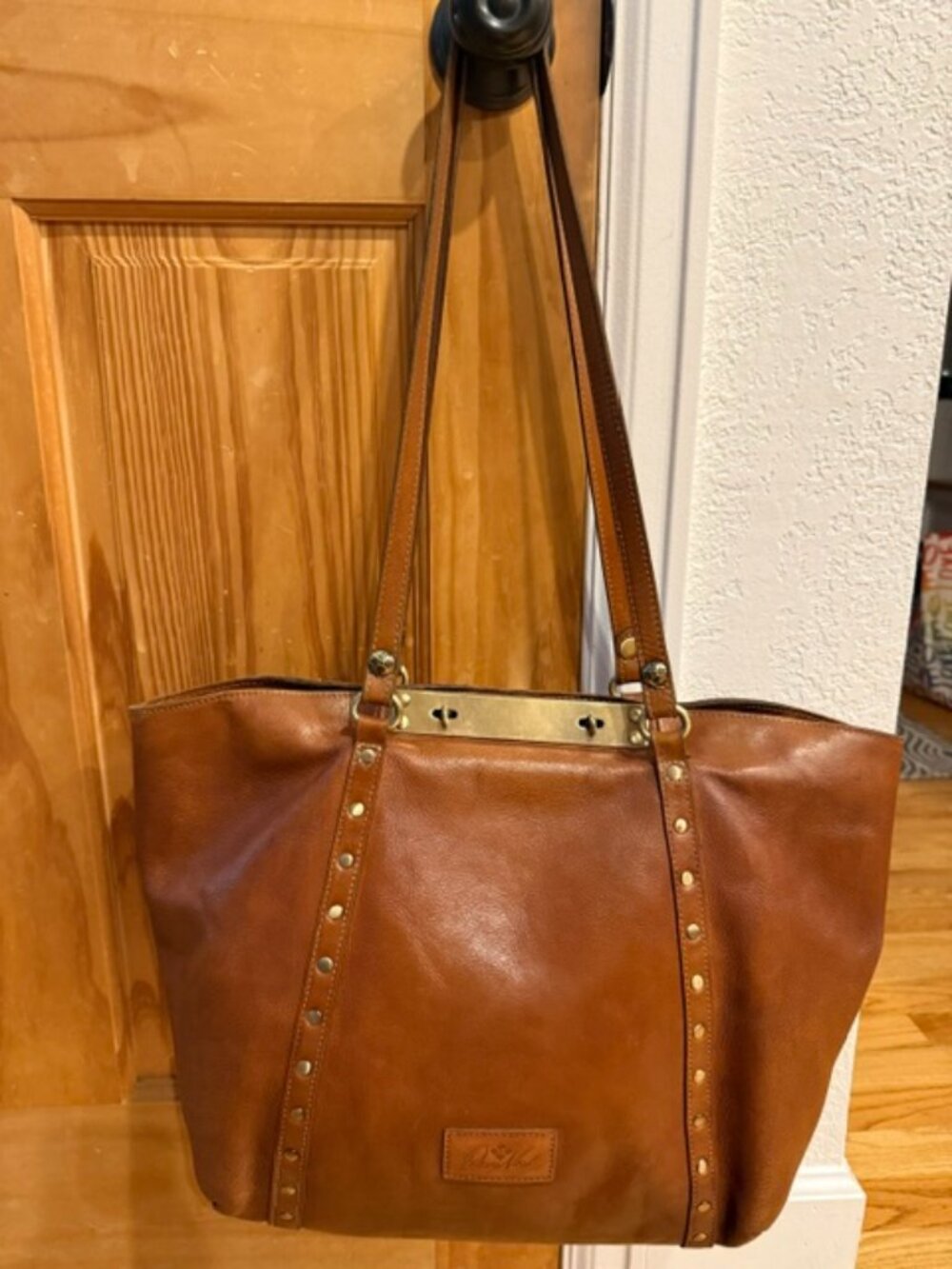 Patricia Nash Benvenuto Brown Italian Leather Tote Studded Boho Vintage Distress